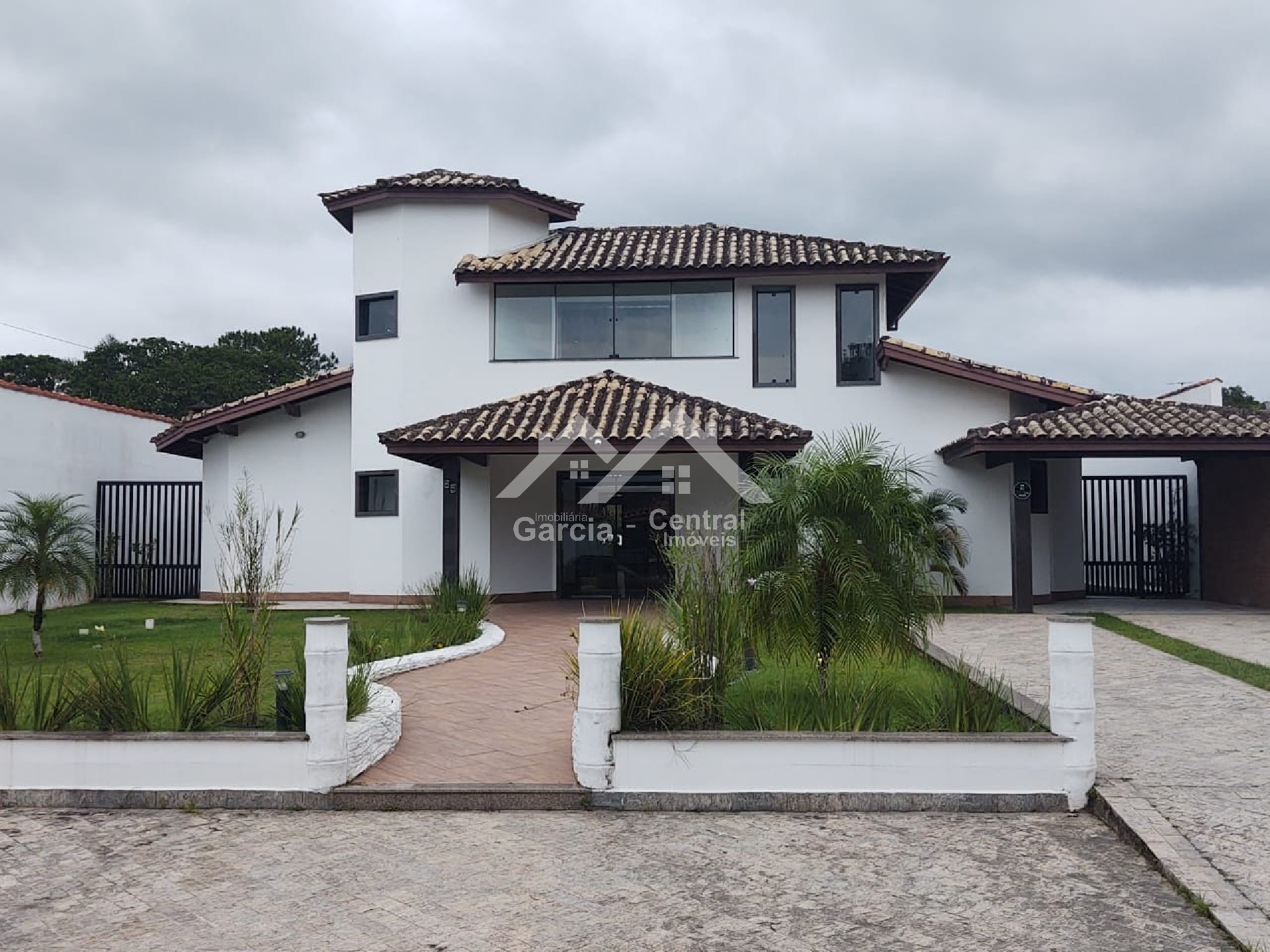 Foto 2 - Sobrado em Peruíbe no bairro São Marcos