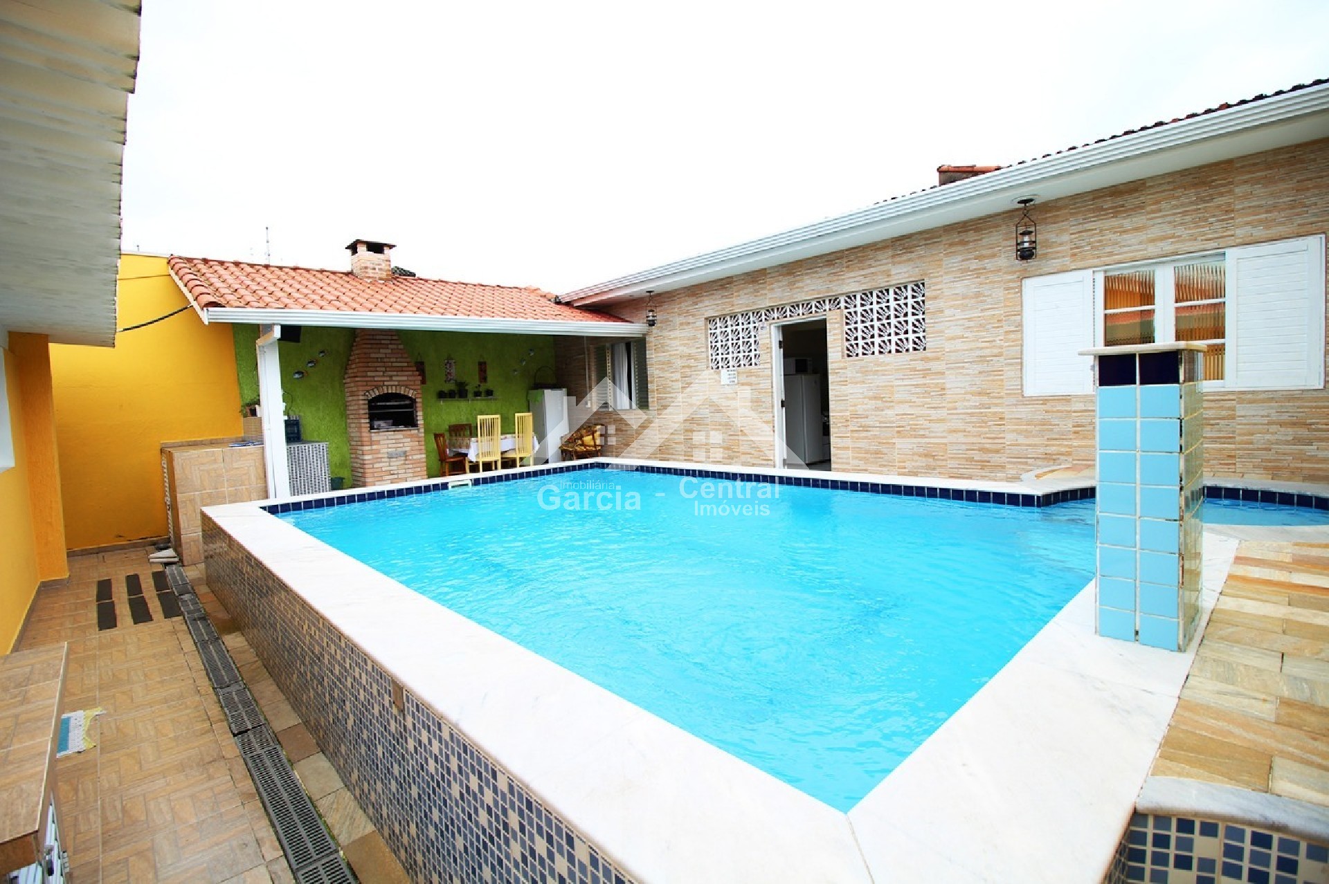 Casa em Peruíbe no bairro Ribamar