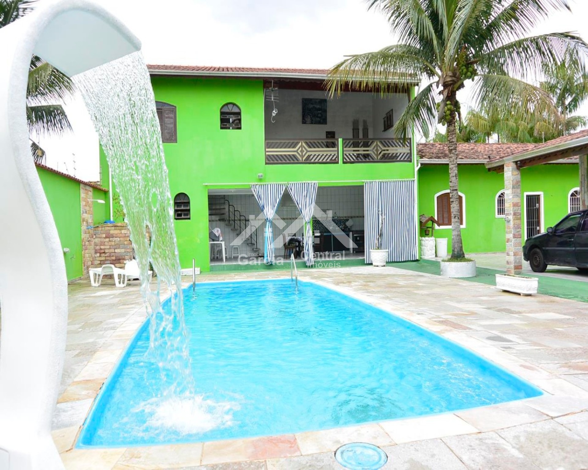 Casa em Peruíbe no bairro Beira Mar