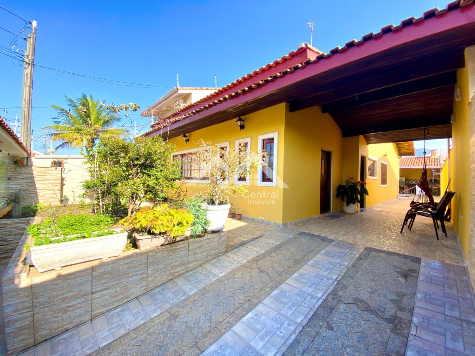Foto 2 - Casa com piscina em Peruíbe