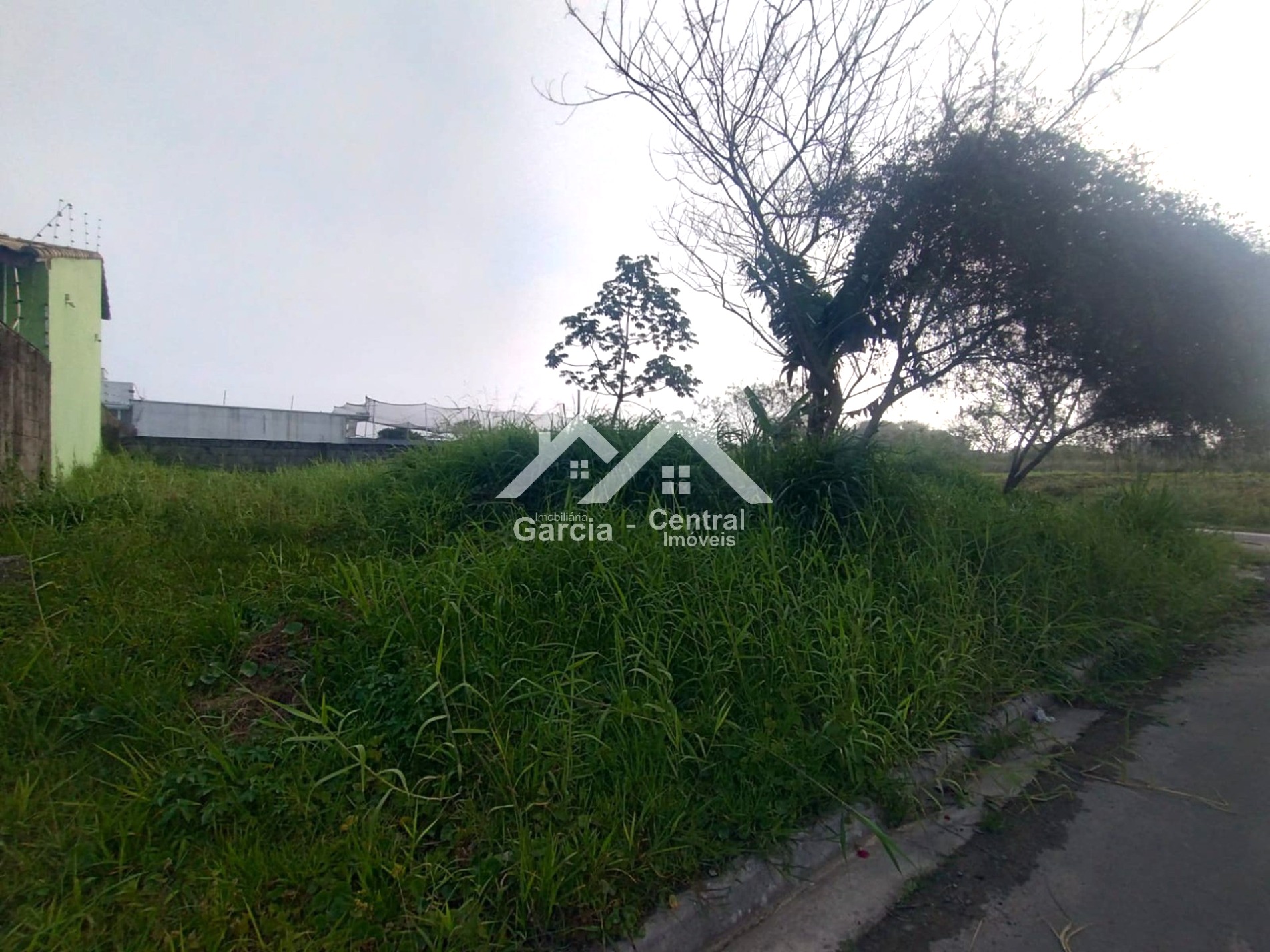 Foto 3 - Terreno a venda em Peruíbe