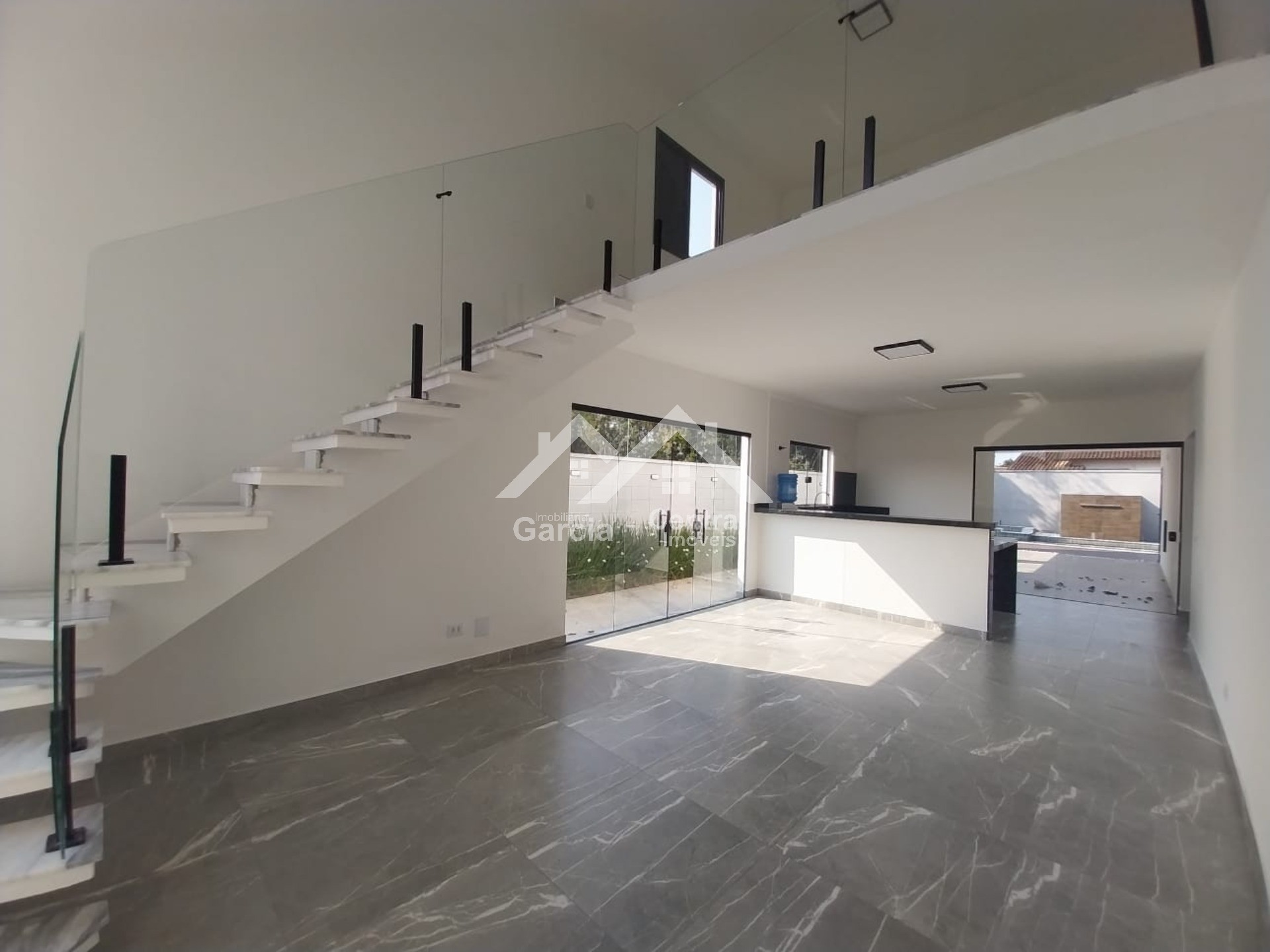 Foto 6 - Casa em condomínio em Peruíbe com 3 quartos sendo 2 suítes