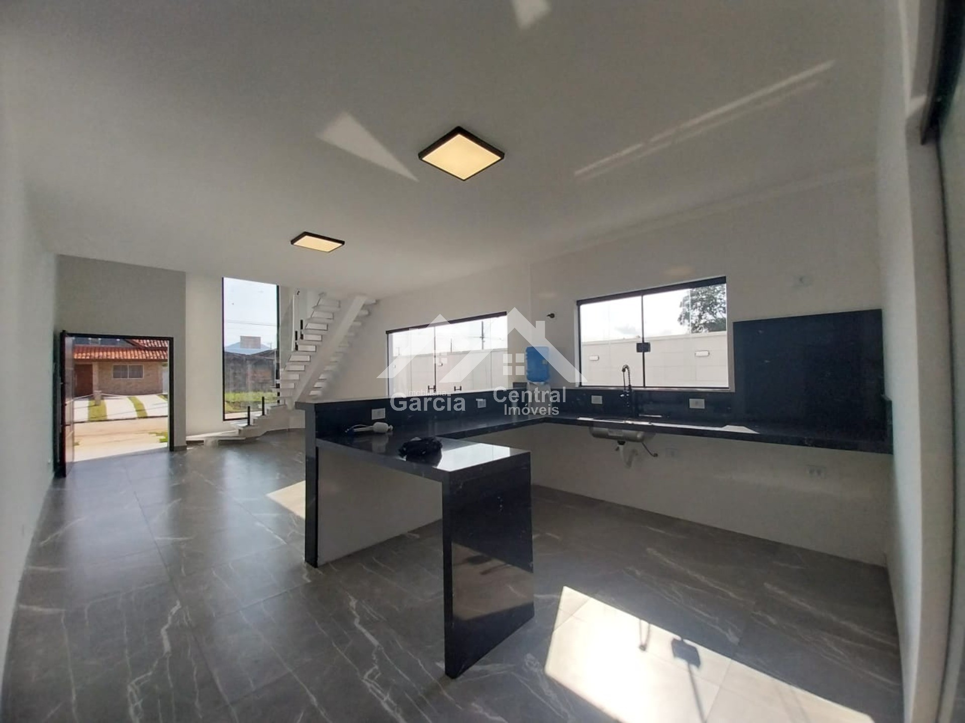 Foto 7 - Casa em condomínio em Peruíbe com 3 quartos sendo 2 suítes