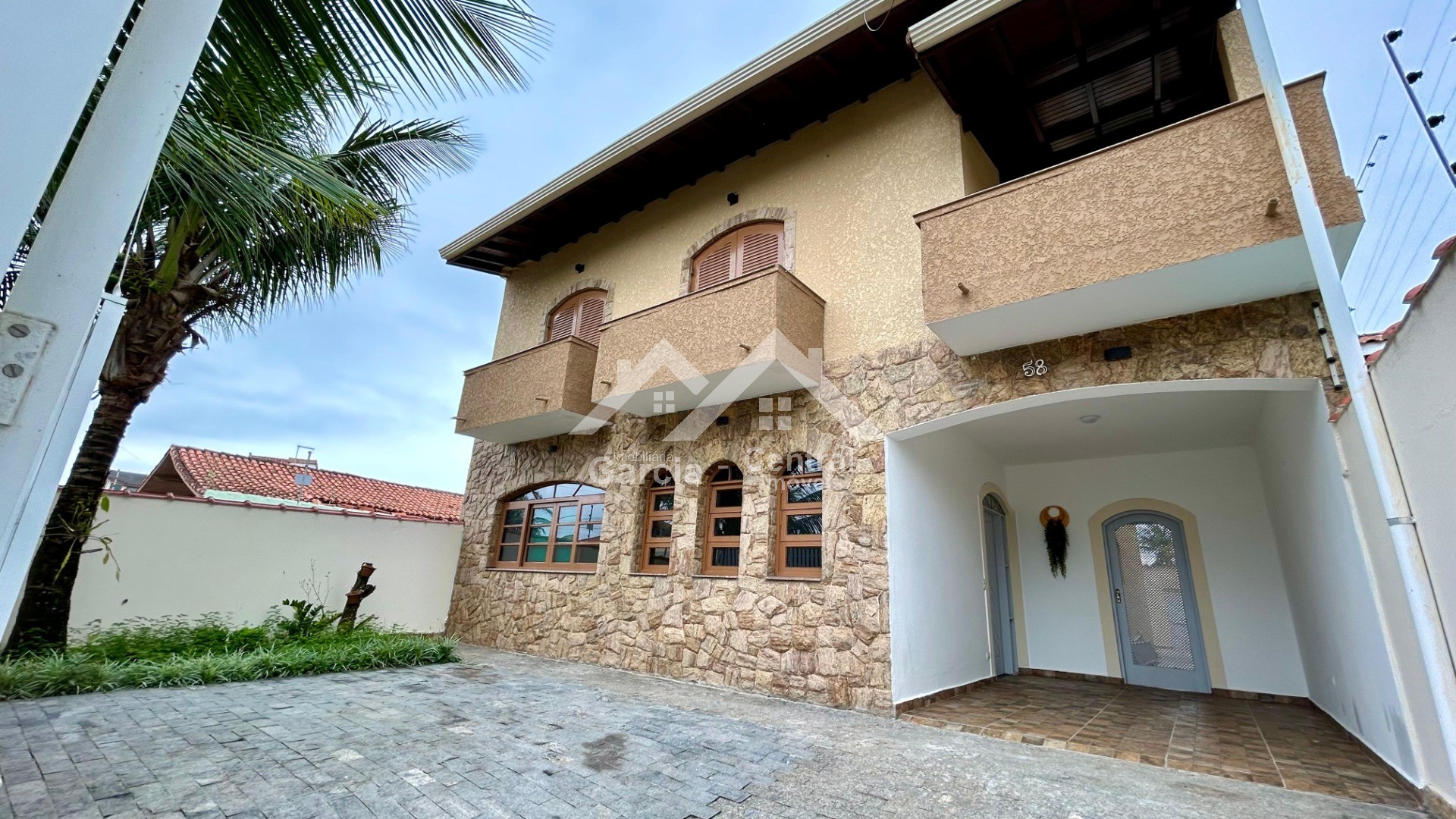 Casa em Peruíbe lado praia
