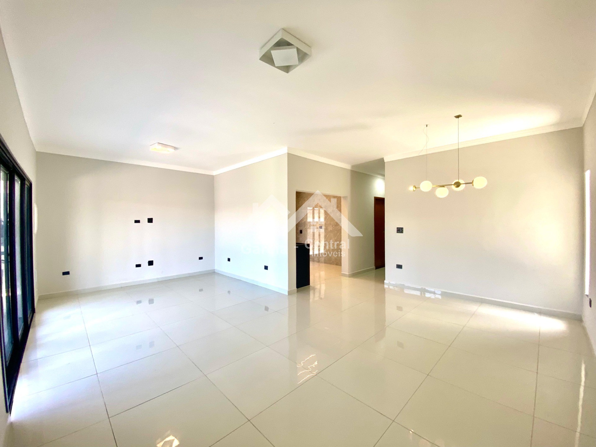 Foto 6 - Casa com  piscina de areia em Peruíbe com 4 quartos sendo 2 suítes