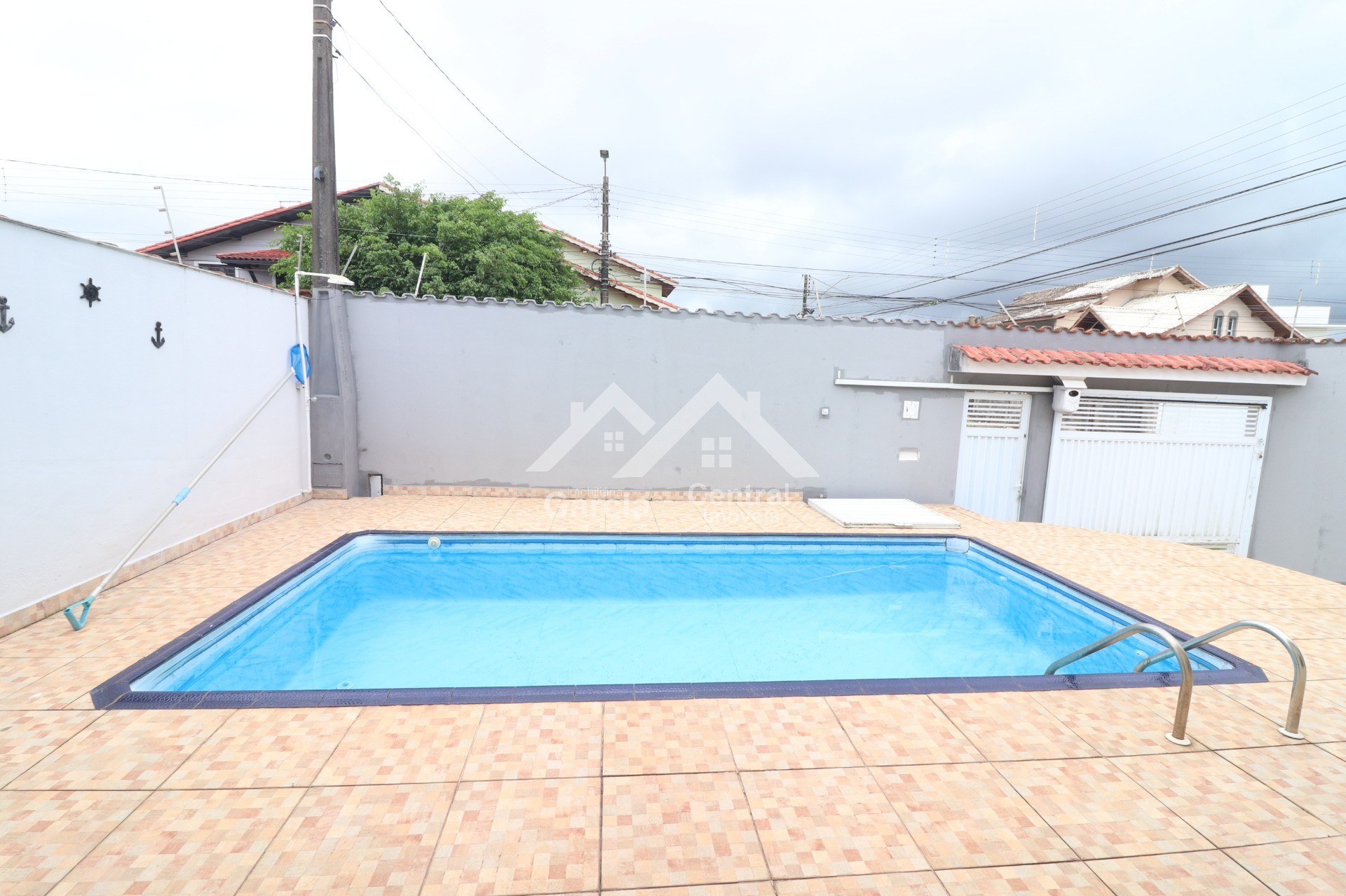 Foto 5 - Casa com piscina com 3 quartos sendo 1 suíte em Peruíbe