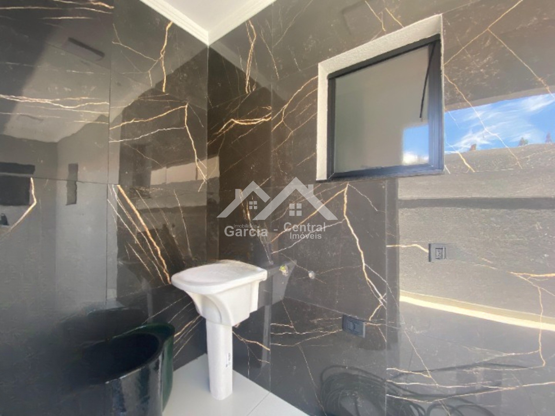 Foto 10 - Casa com  piscina de areia em Peruíbe com 4 quartos sendo 2 suítes