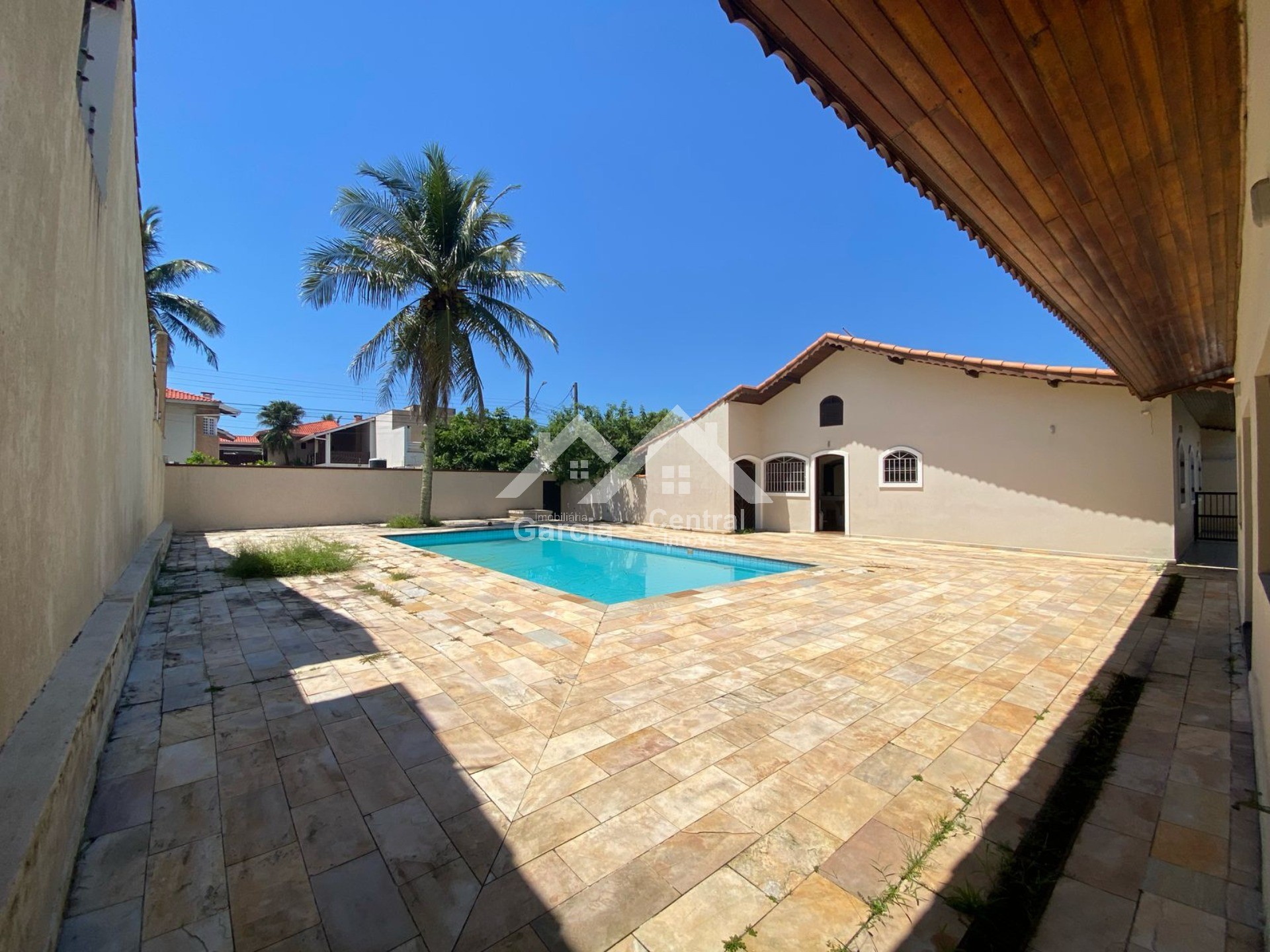 Foto 2 - Casa com piscina em Peruíbe