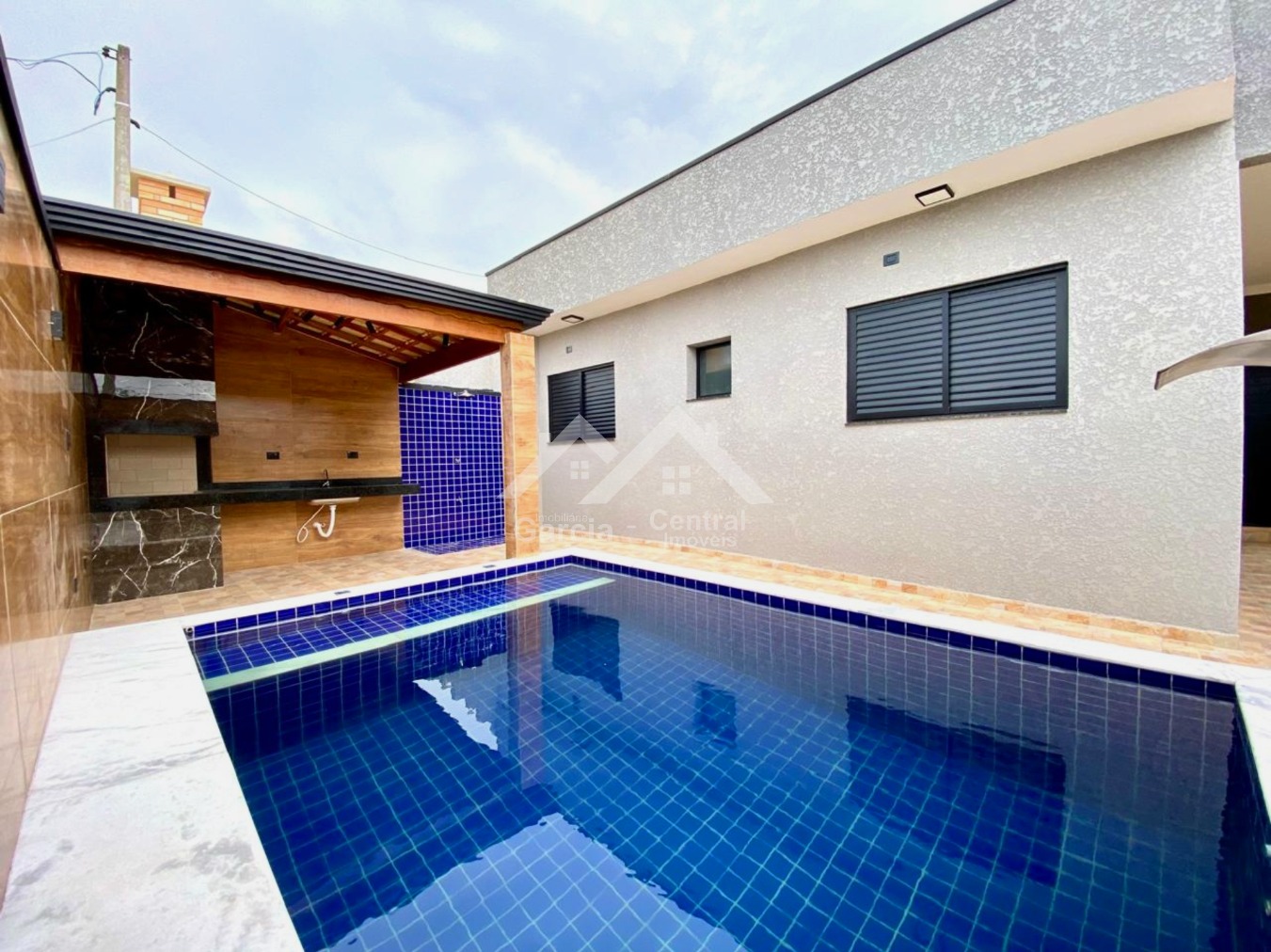 Foto 2 - Casa nova com piscina em Peruíbe