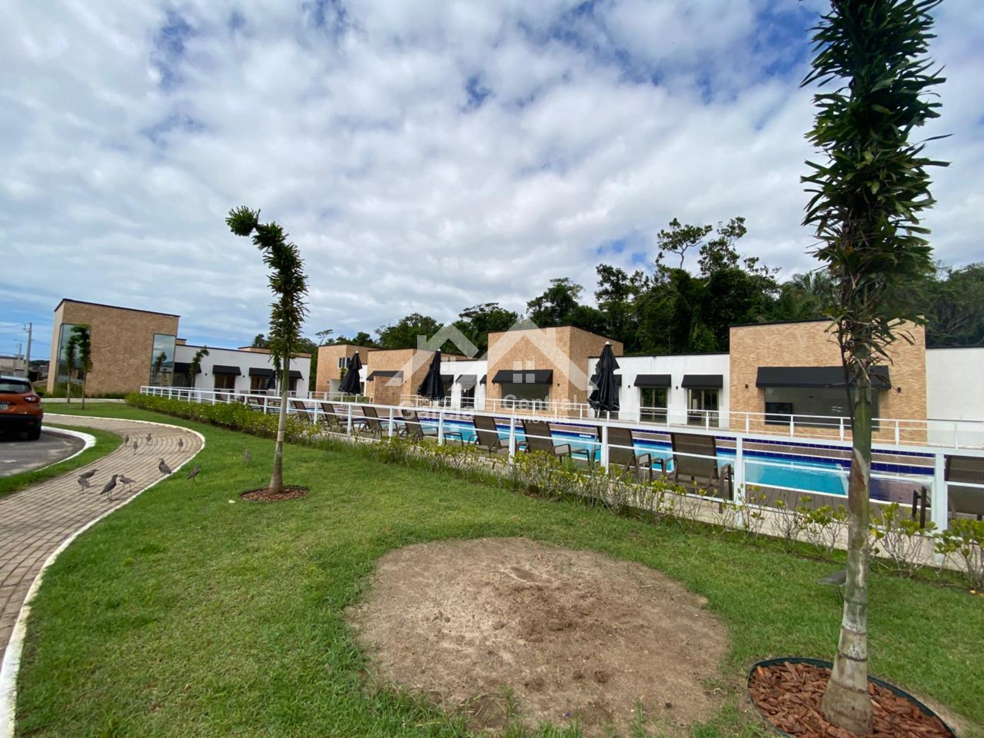 Terreno em  condomínio residencial fechado em Peruíbe
