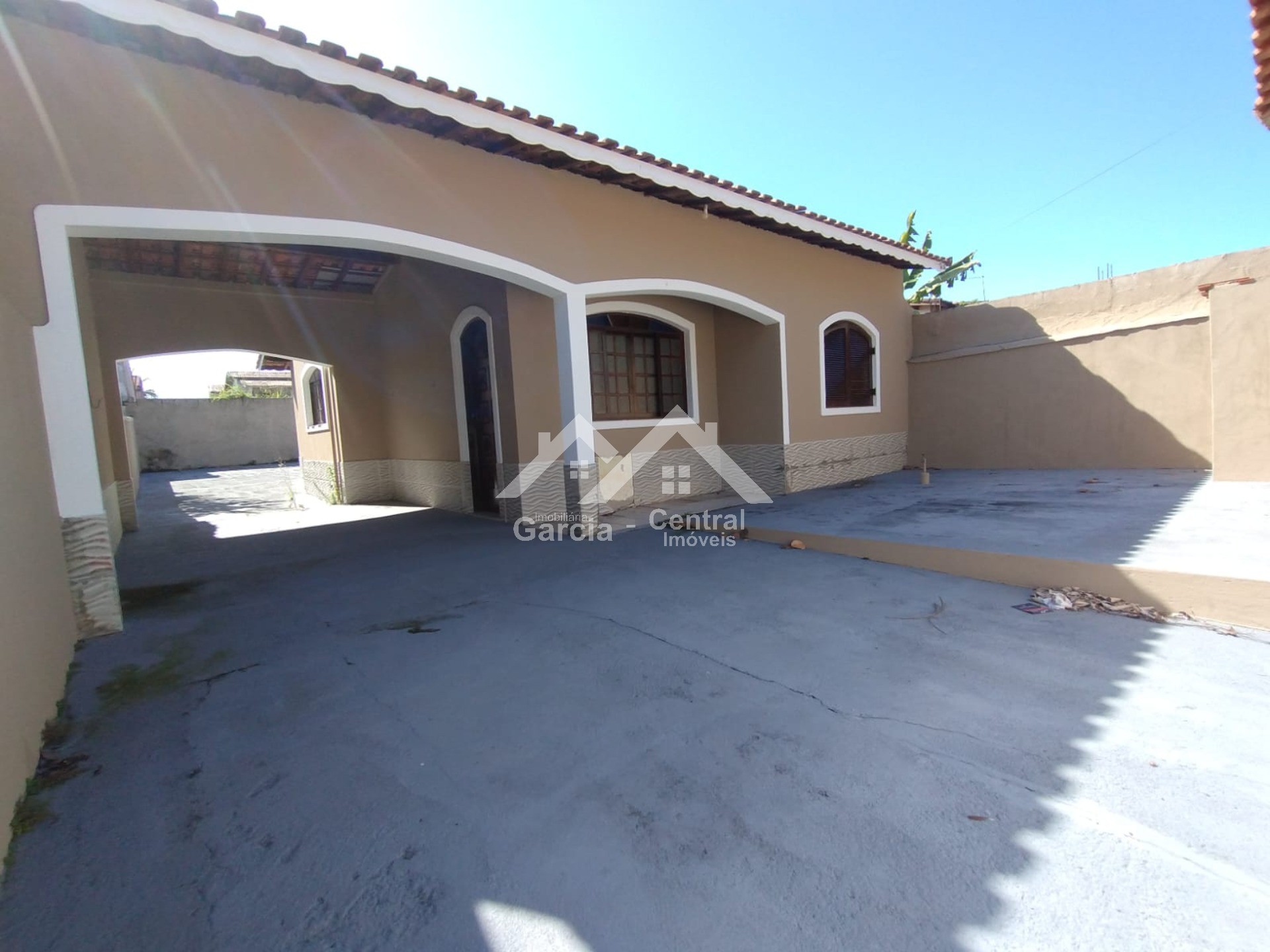 Casa para venda em Peruíbe