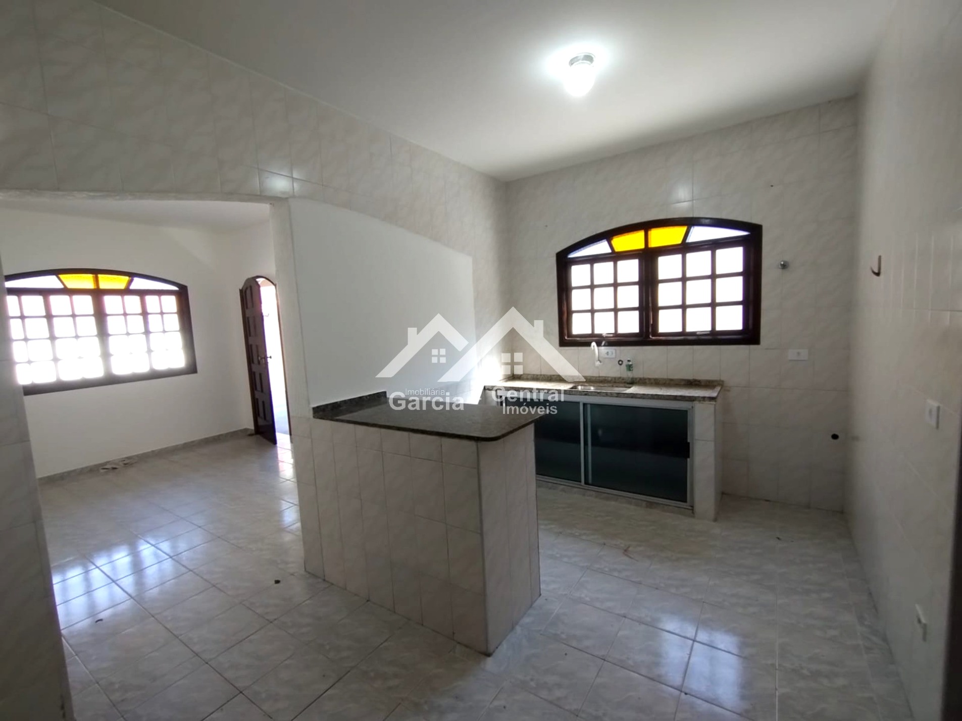 Foto 5 - Casa para venda em Peruíbe