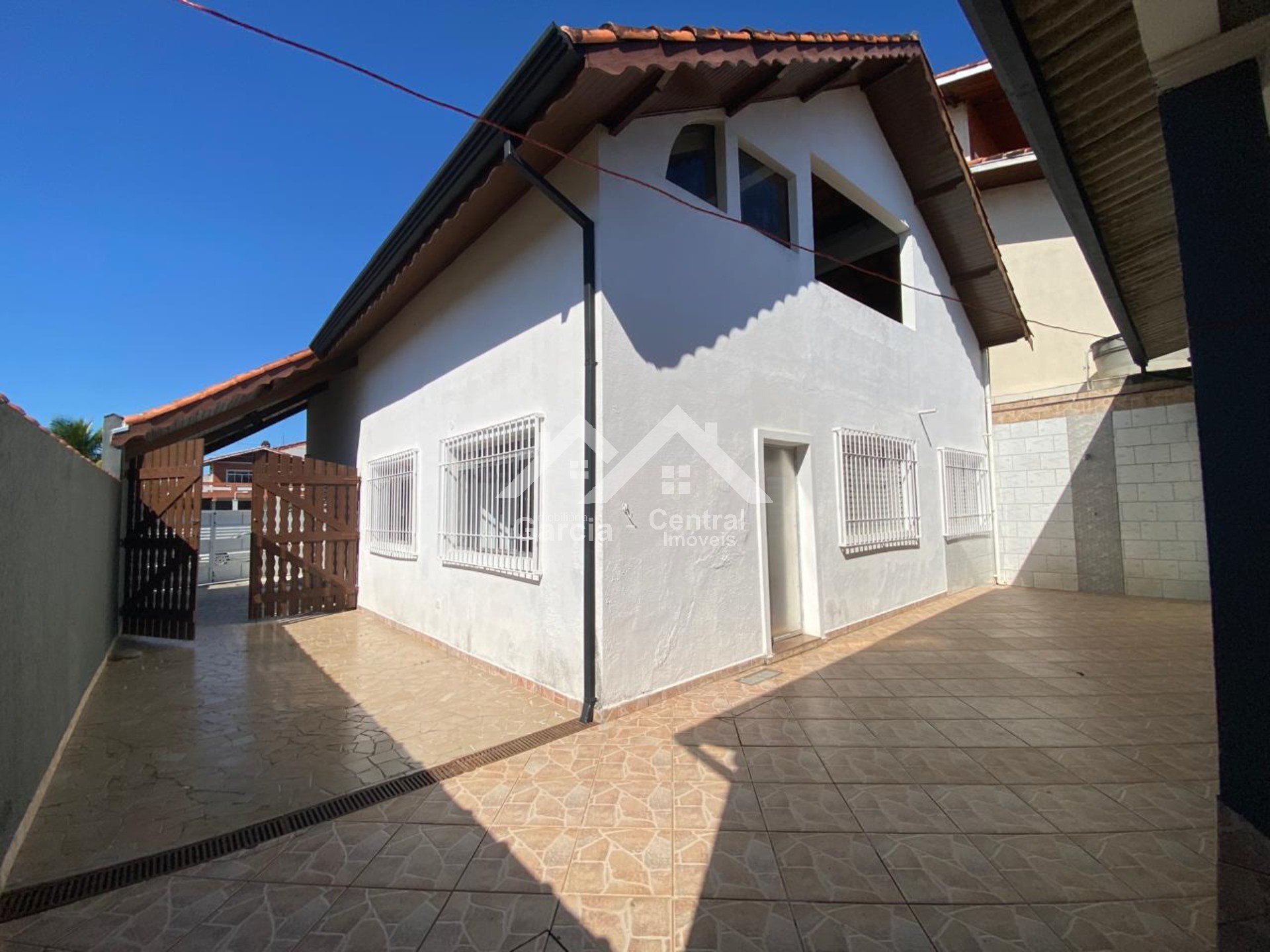 Foto 16 - Sobrado lado Praia em Peruíbe com 4 Dormitórios (1 Suíte), Edícula e Espaço Gourmet