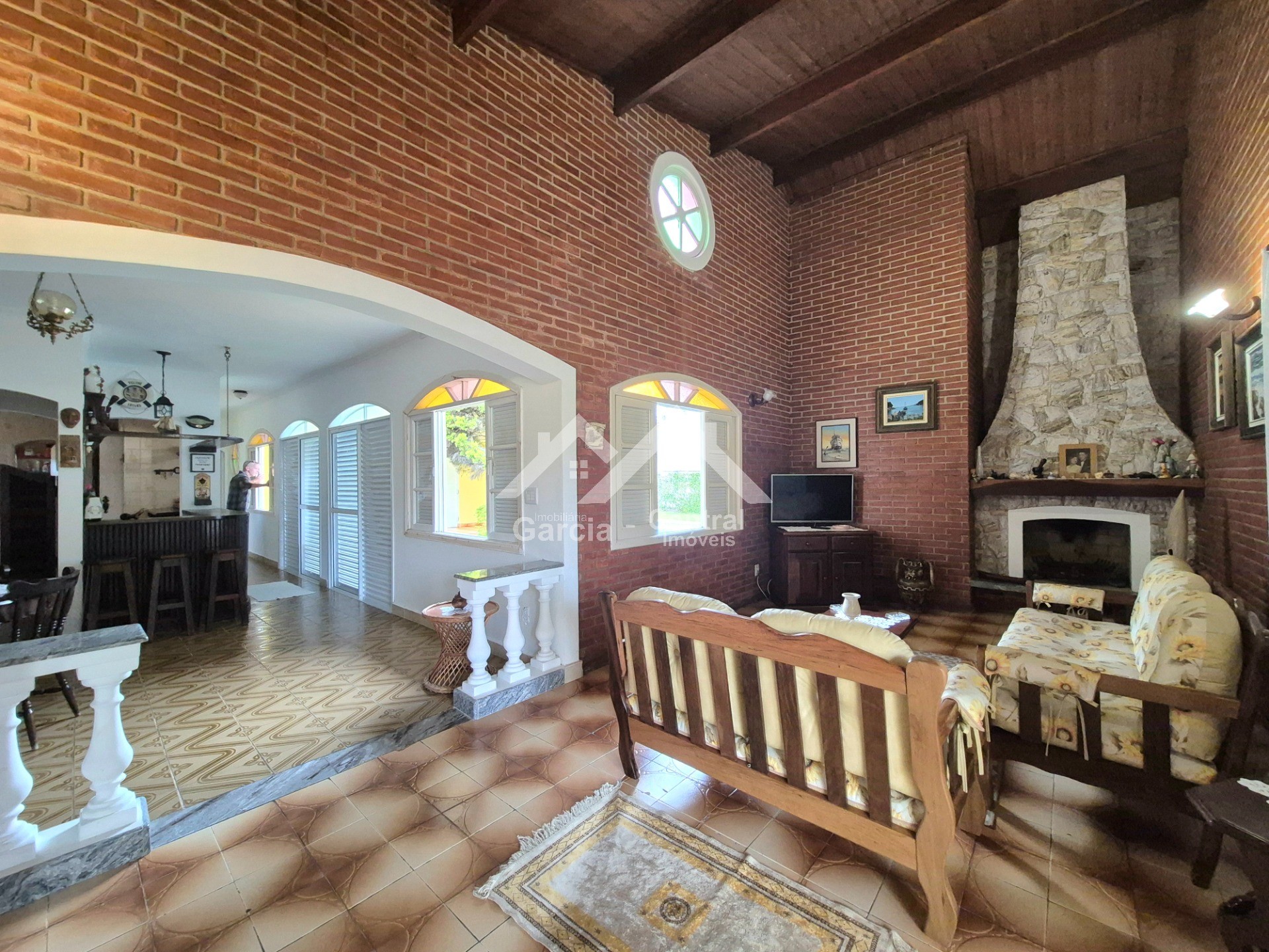 Foto 3 - Casa exclusiva com Jardim Amplo, Piscina e Área de Lazer Completa em Peruíbe