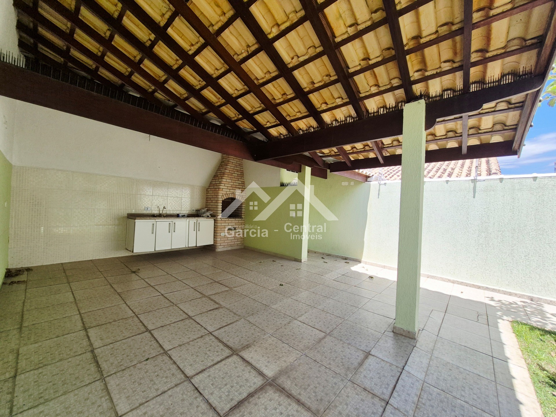 Foto 34 - Sobrado à Venda no Park D`Aville em Peruíbe, Próximo a praia com 3 quartos, Suíte, Área Gourmet e 2 Vagas