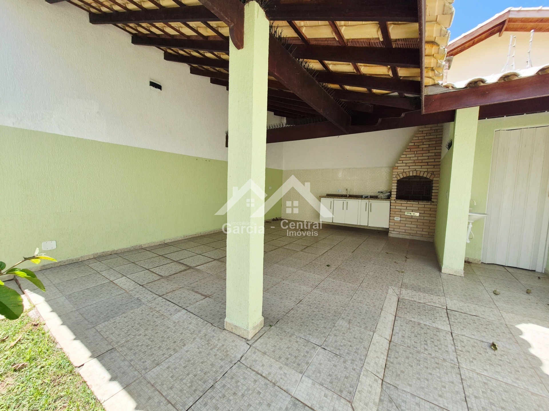 Foto 33 - Sobrado à Venda no Park D`Aville em Peruíbe, Próximo a praia com 3 quartos, Suíte, Área Gourmet e 2 Vagas