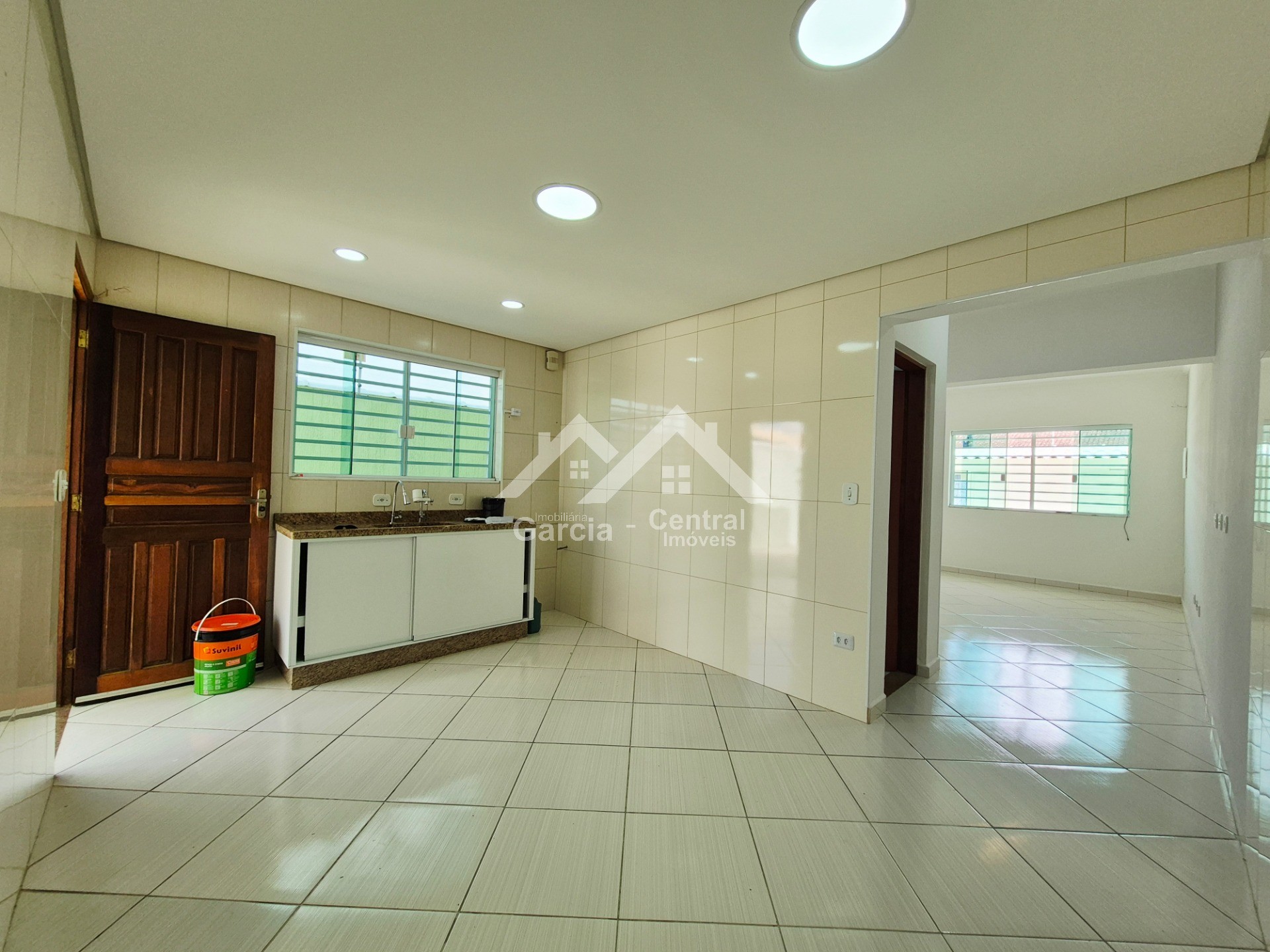 Foto 8 - Sobrado à Venda no Park D`Aville em Peruíbe, Próximo a praia com 3 quartos, Suíte, Área Gourmet e 2 Vagas