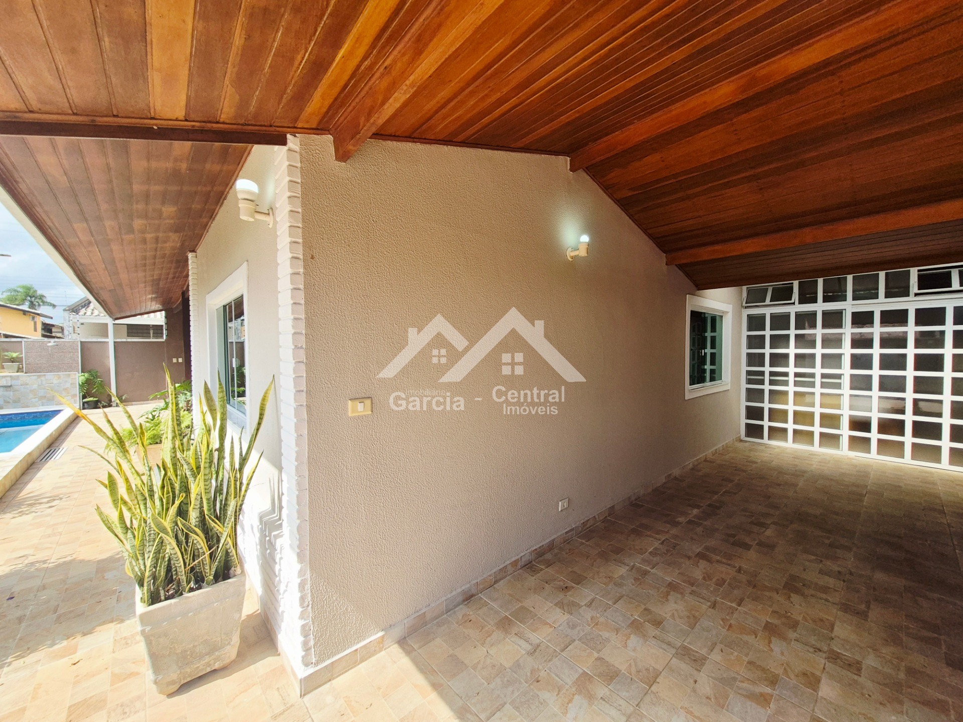 Foto 3 - Casa com piscina em Peruíbe