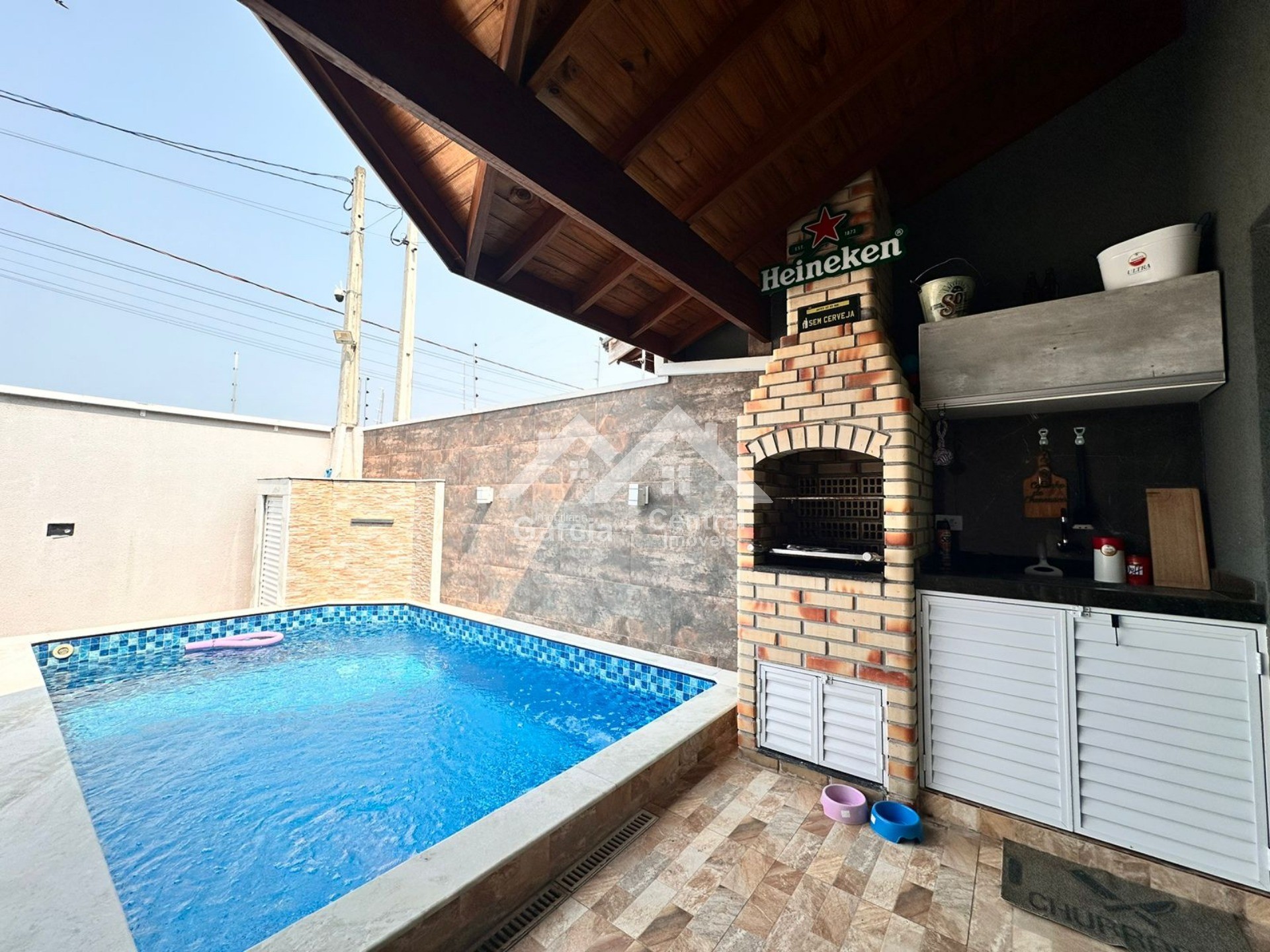 Foto 2 - Casa para Venda em Peruíbe
