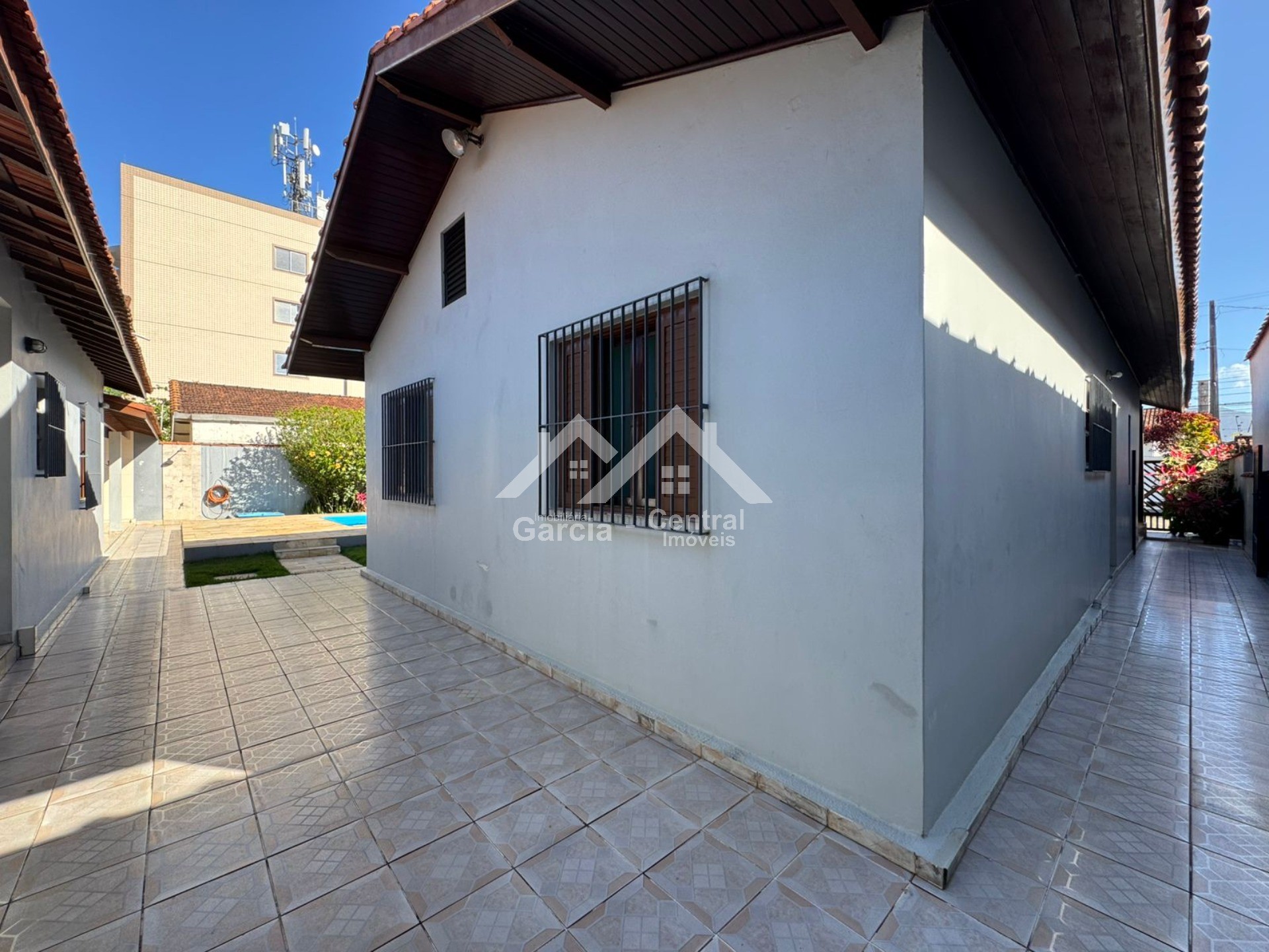 Foto 5 - Casa com piscina em uma área de 500 metros em Peruíbe