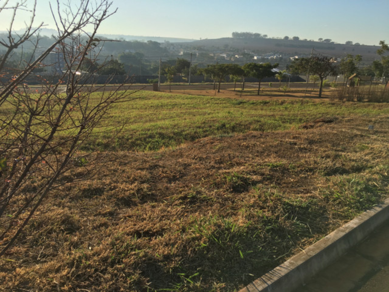 Terreno, 261 m² - Foto 1