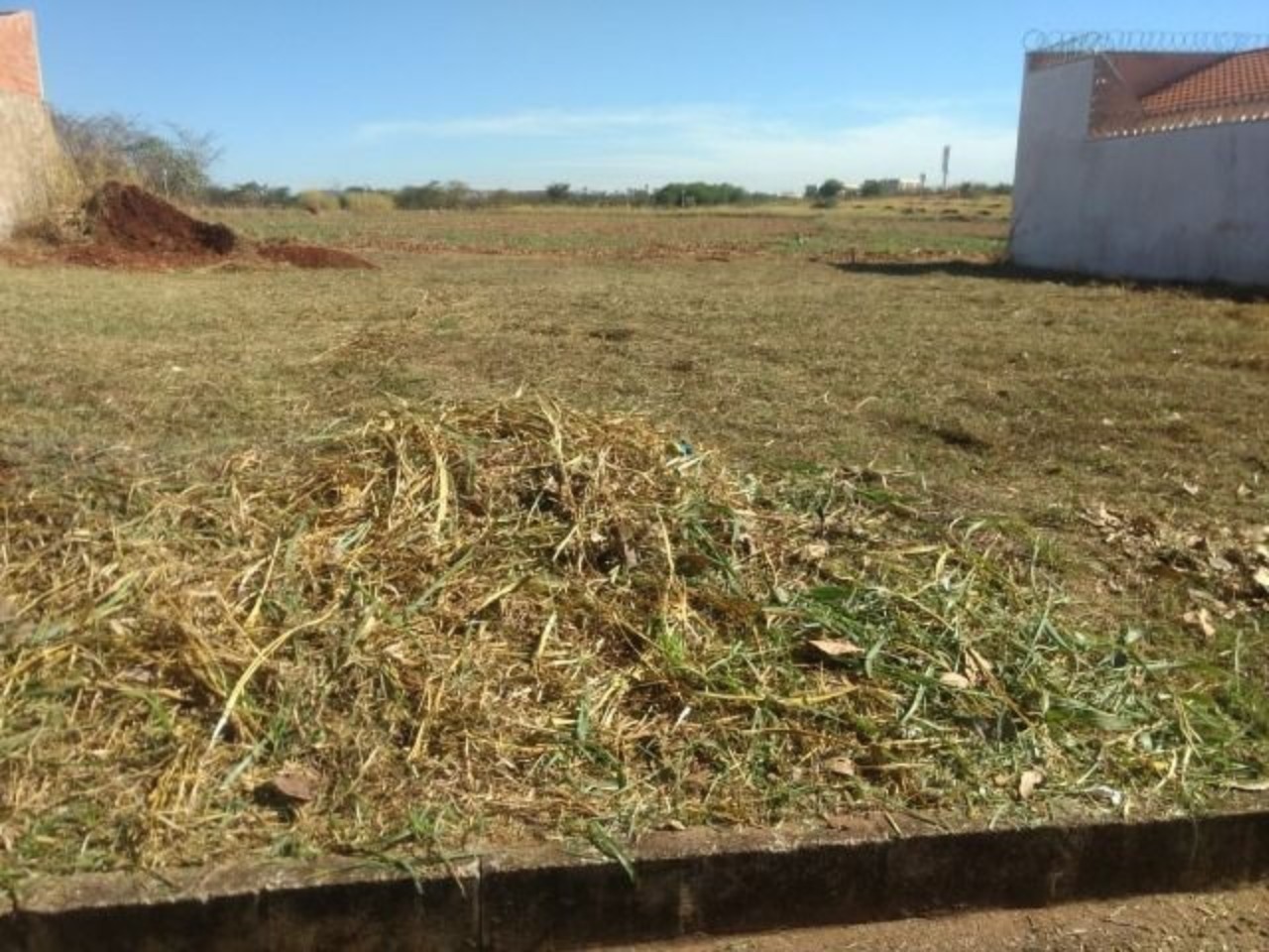 Terreno, 200 m² - Foto 2