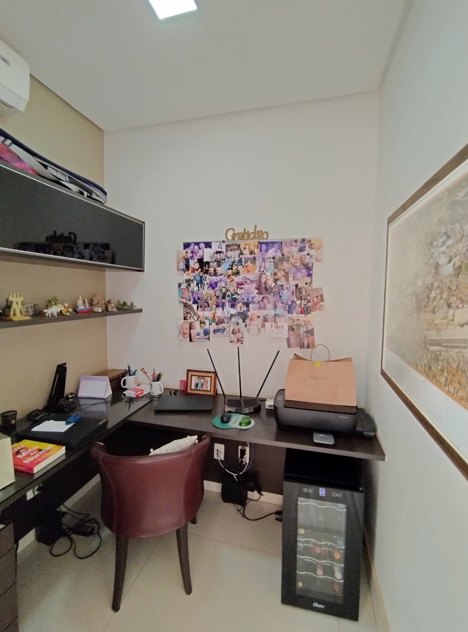 Casa, 3 quartos, 243 m² - Foto 2