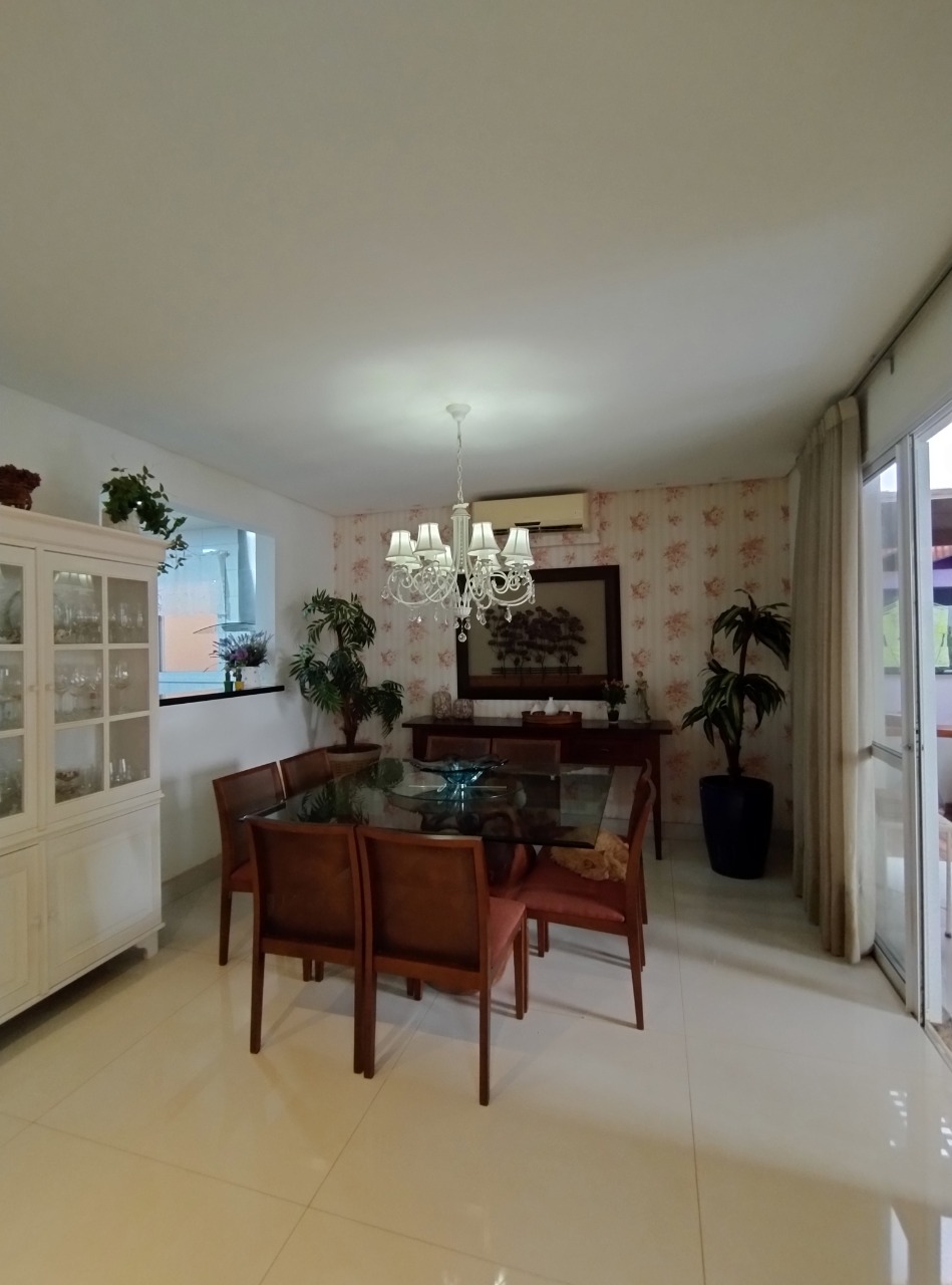 Casa, 3 quartos, 243 m² - Foto 8