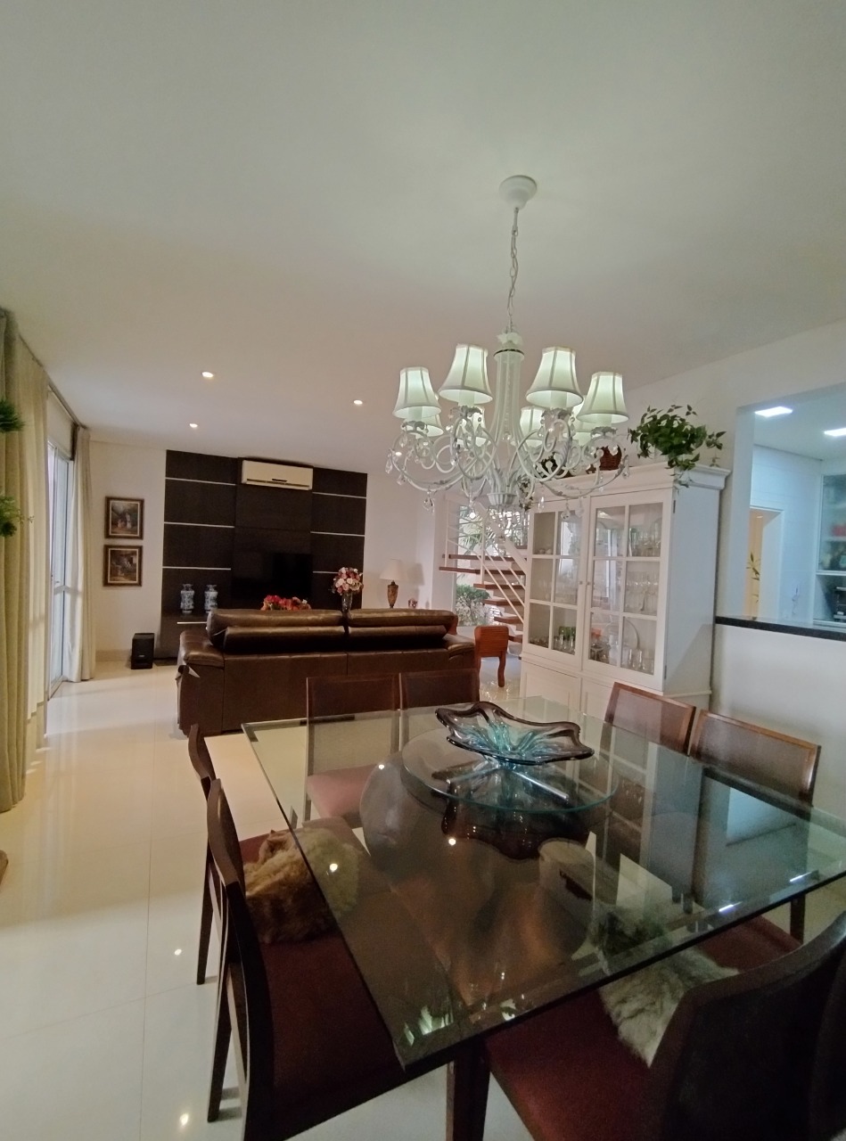 Casa, 3 quartos, 243 m² - Foto 4
