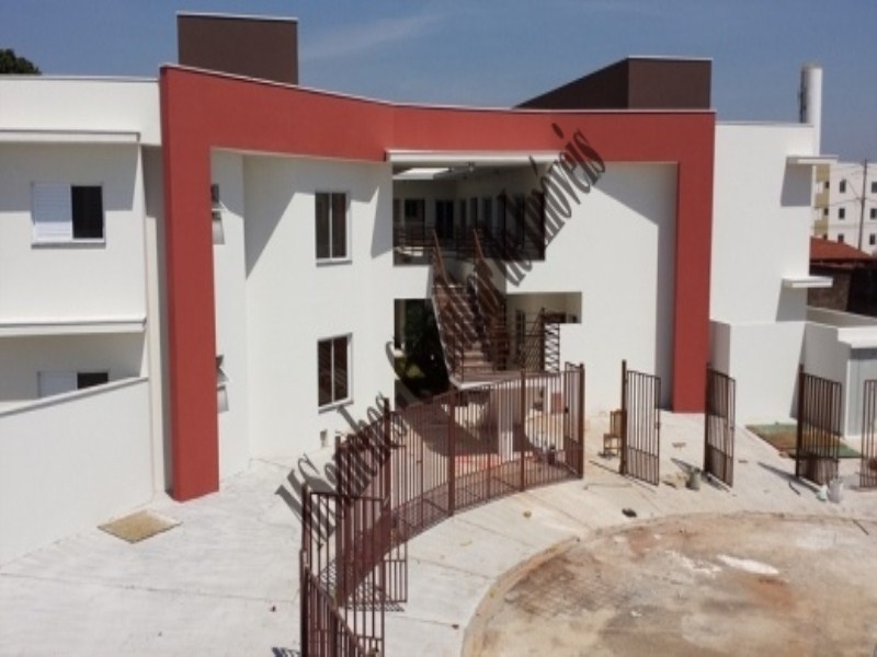 Apartamento à venda com 1 quarto, 40m² - Foto 2