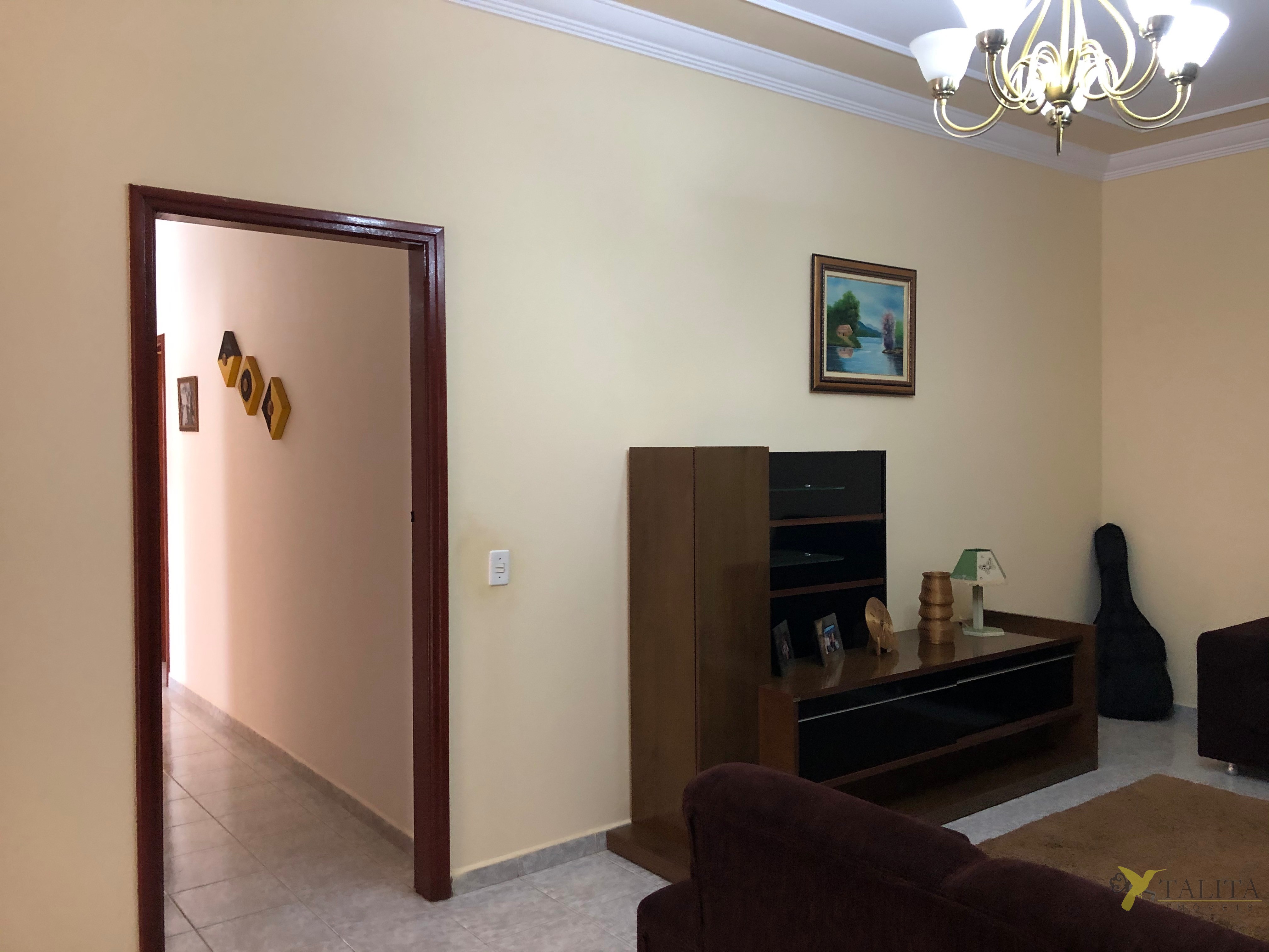 Casa à venda com piscina - cerquilho