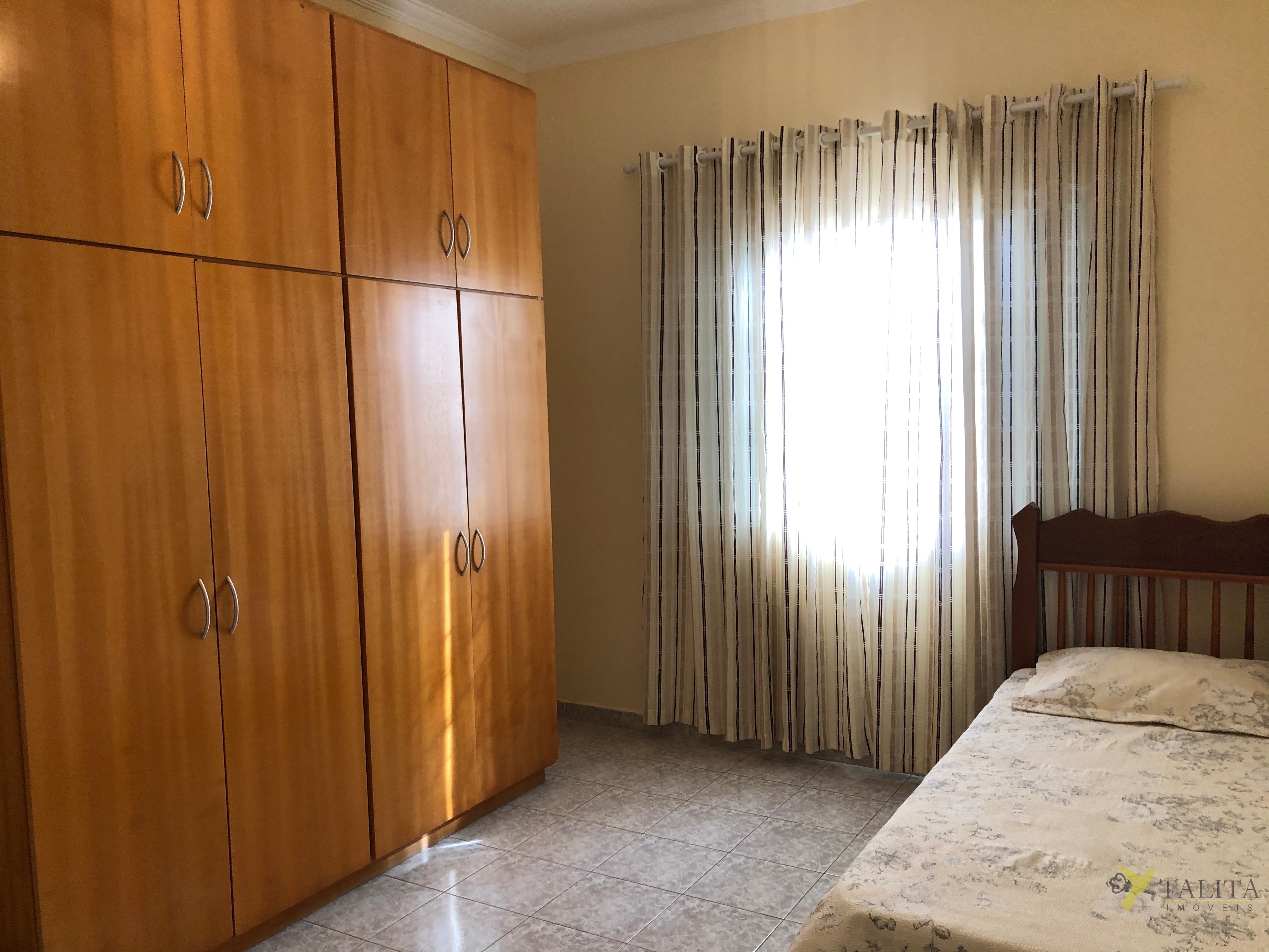 Casa à venda com piscina - cerquilho