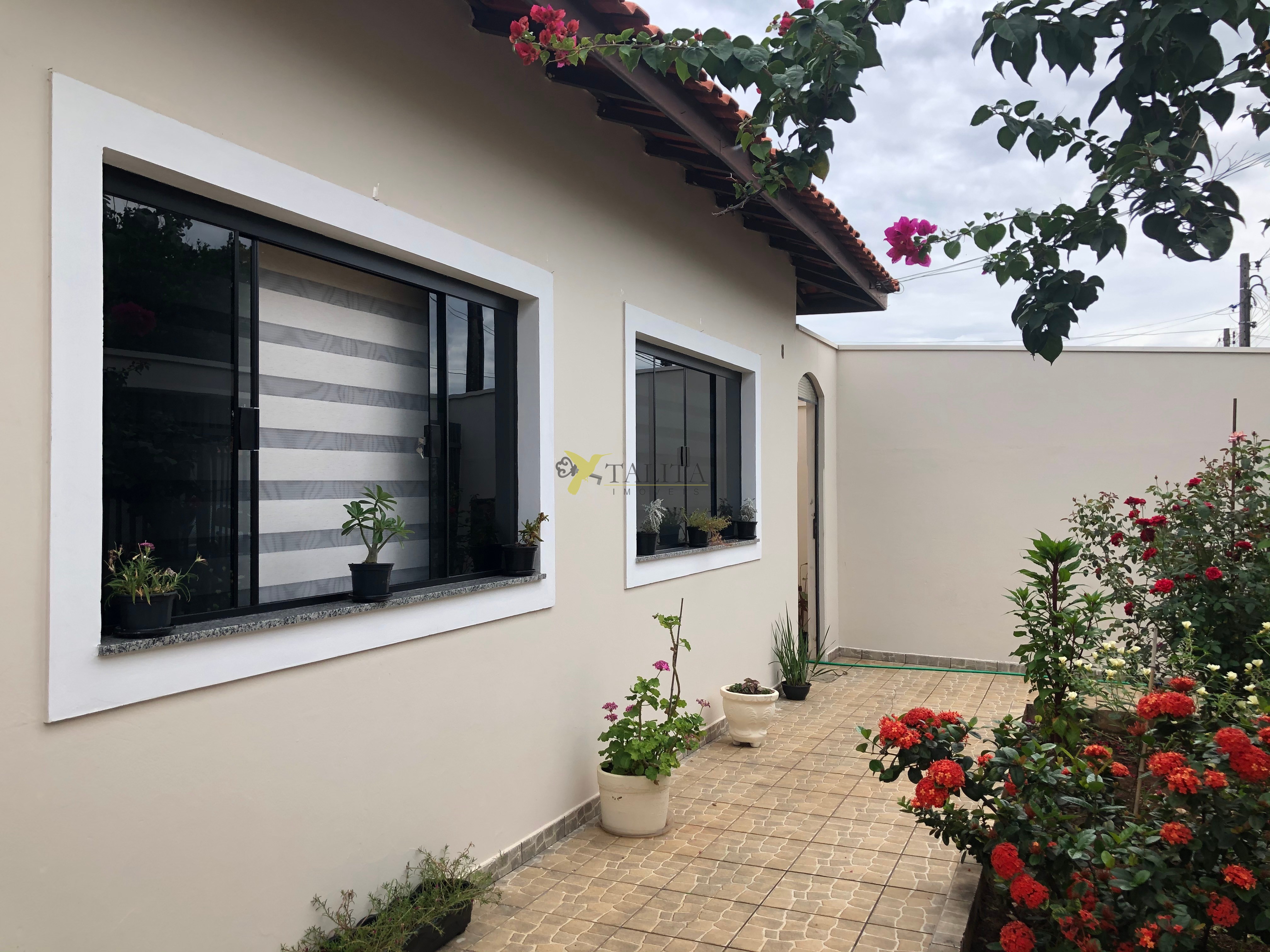 Casa com ponto comercial à venda - cerquilho