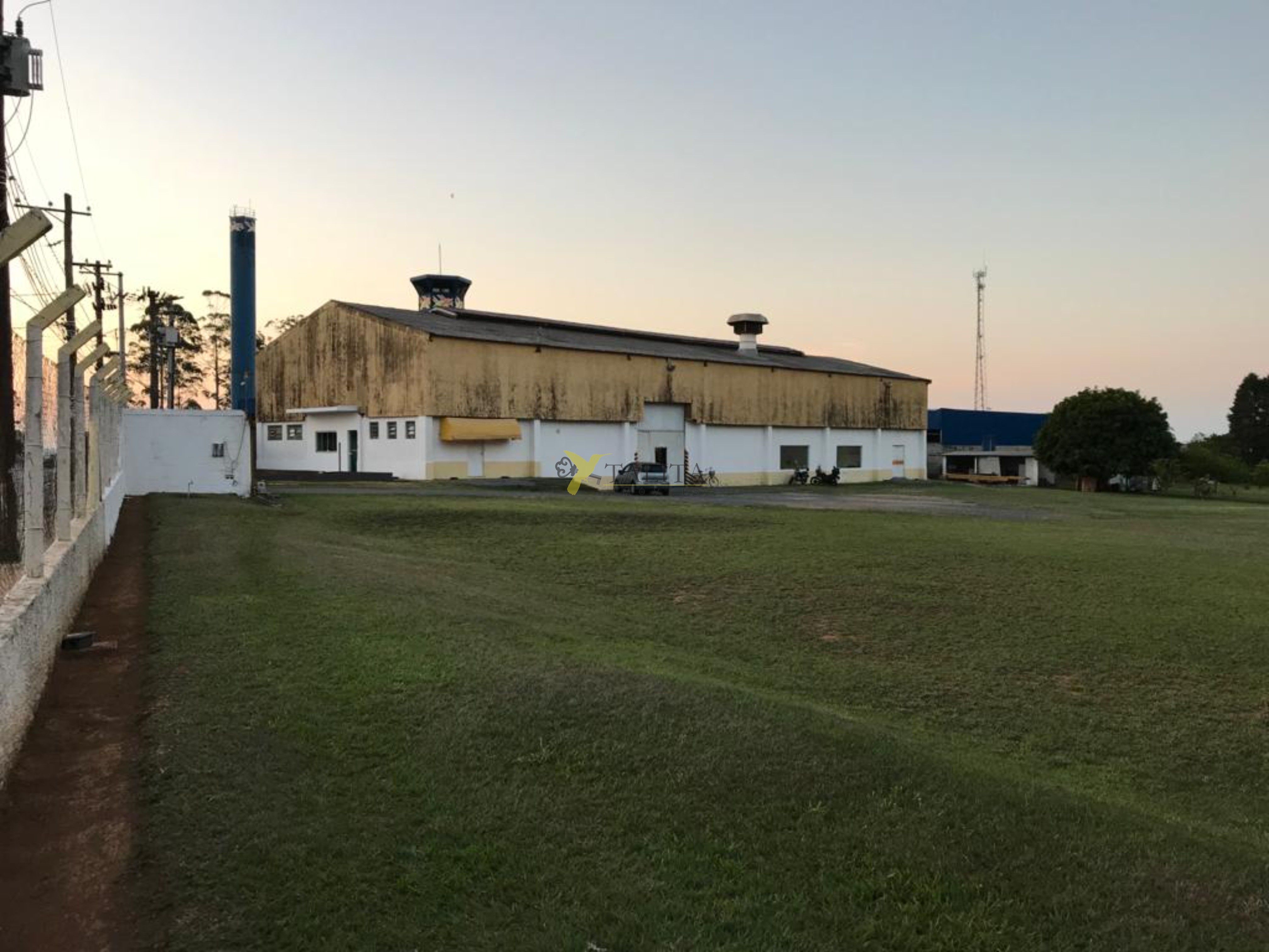 Área urbana à venda - iperó