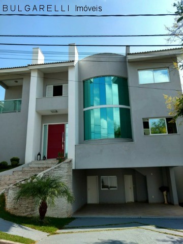 Sobrado à venda com 5 quartos, 452m² - Foto 1