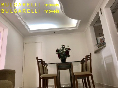 Apartamento à venda com 2 quartos, 56m² - Foto 11