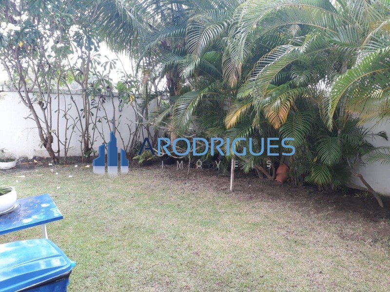 CASA RESIDENCIAL em SALVADOR - BA, XX