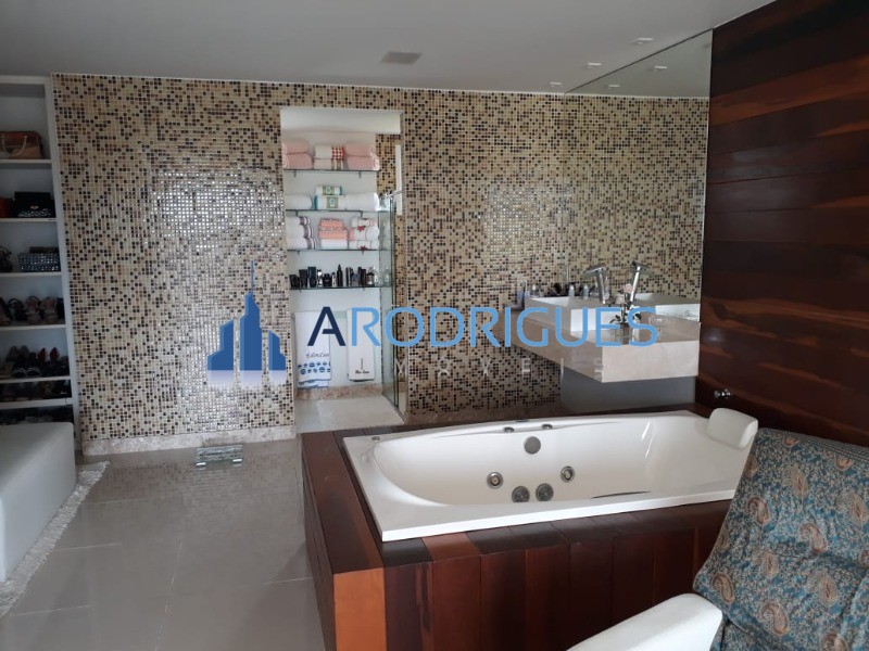 CASA RESIDENCIAL em SALVADOR - BA, XX