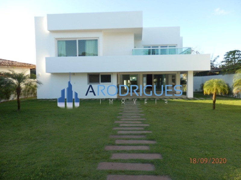 Casa de luxo em condomínio: 4 quartos, 4 suítes, 3 salas, 6 banheiros, 6 vagas de garagem em Piatã, Salvador-BA 538m² Locação e Venda
