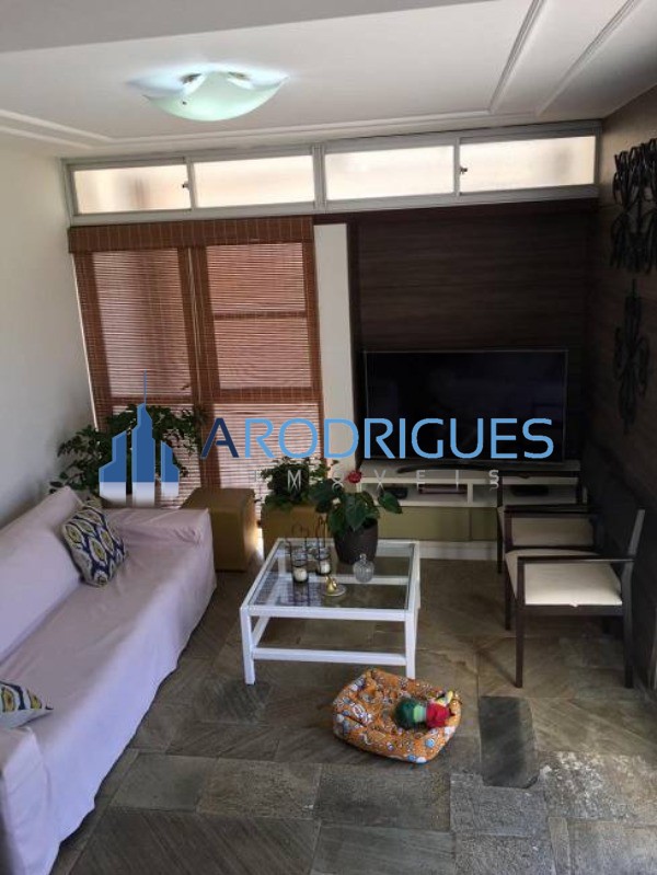 Oportunidade de Apartamento à venda no Jardim de Armação!!