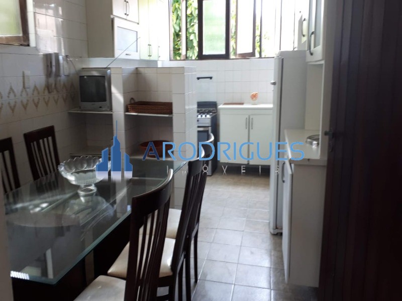 Casa, 4 quartos, 350 m² - Foto 9
