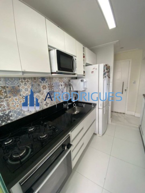 Excelente Apartamento à venda nascente total 2/4 com suíte, closet, banheiro social e varanda incorporada a sala!