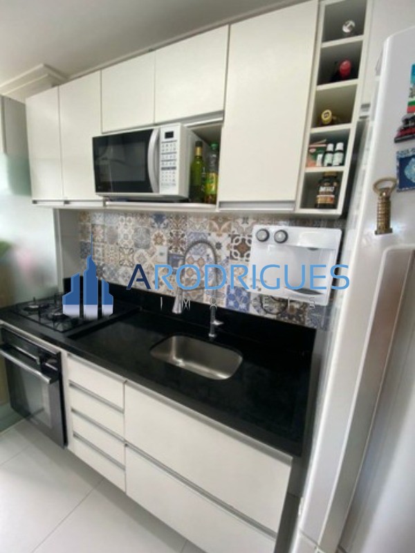 Excelente Apartamento à venda nascente total 2/4 com suíte, closet, banheiro social e varanda incorporada a sala!