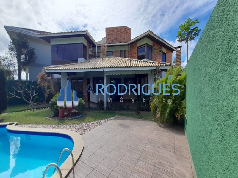 Excelente casa à venda em Villas do Atlântico, Alemada Fechada, com 5/4, sendo 3 suítes, nascente!!