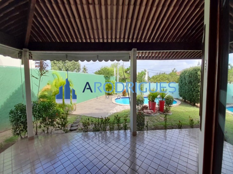 Excelente casa à venda em Villas do Atlântico, Alemada Fechada, com 5/4, sendo 3 suítes, nascente!!