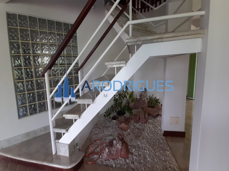 Excelente casa à venda em Villas do Atlântico, Alemada Fechada, com 5/4, sendo 3 suítes, nascente!!