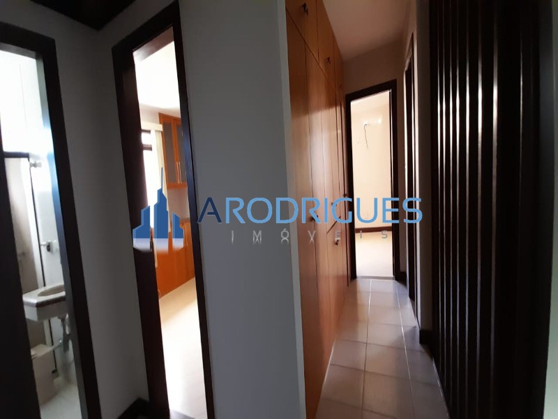 Excelente casa à venda em Villas do Atlântico, Alemada Fechada, com 5/4, sendo 3 suítes, nascente!!