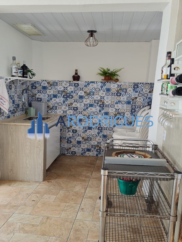 Casa, 4 quartos, 225 m² - Foto 6