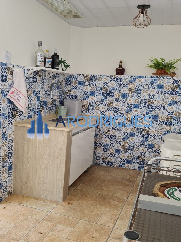 Casa, 4 quartos, 225 m² - Foto 13