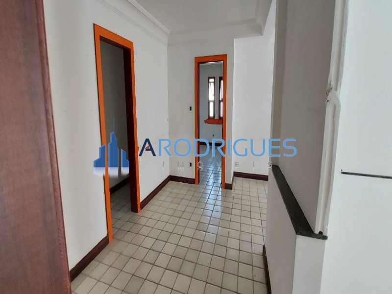 Aluguel de casa para escola, clinicas, escritórios, frente de rua bem localizada, Vilas do Atlãntico